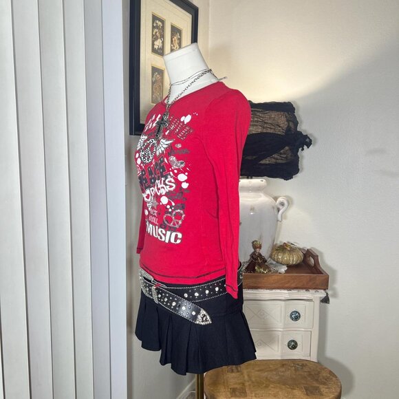 Y2k Grunge Bratz Tee - Picture 2 of 4